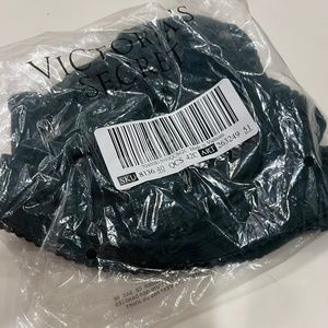 Victoria Secret /Lace Bra NWT